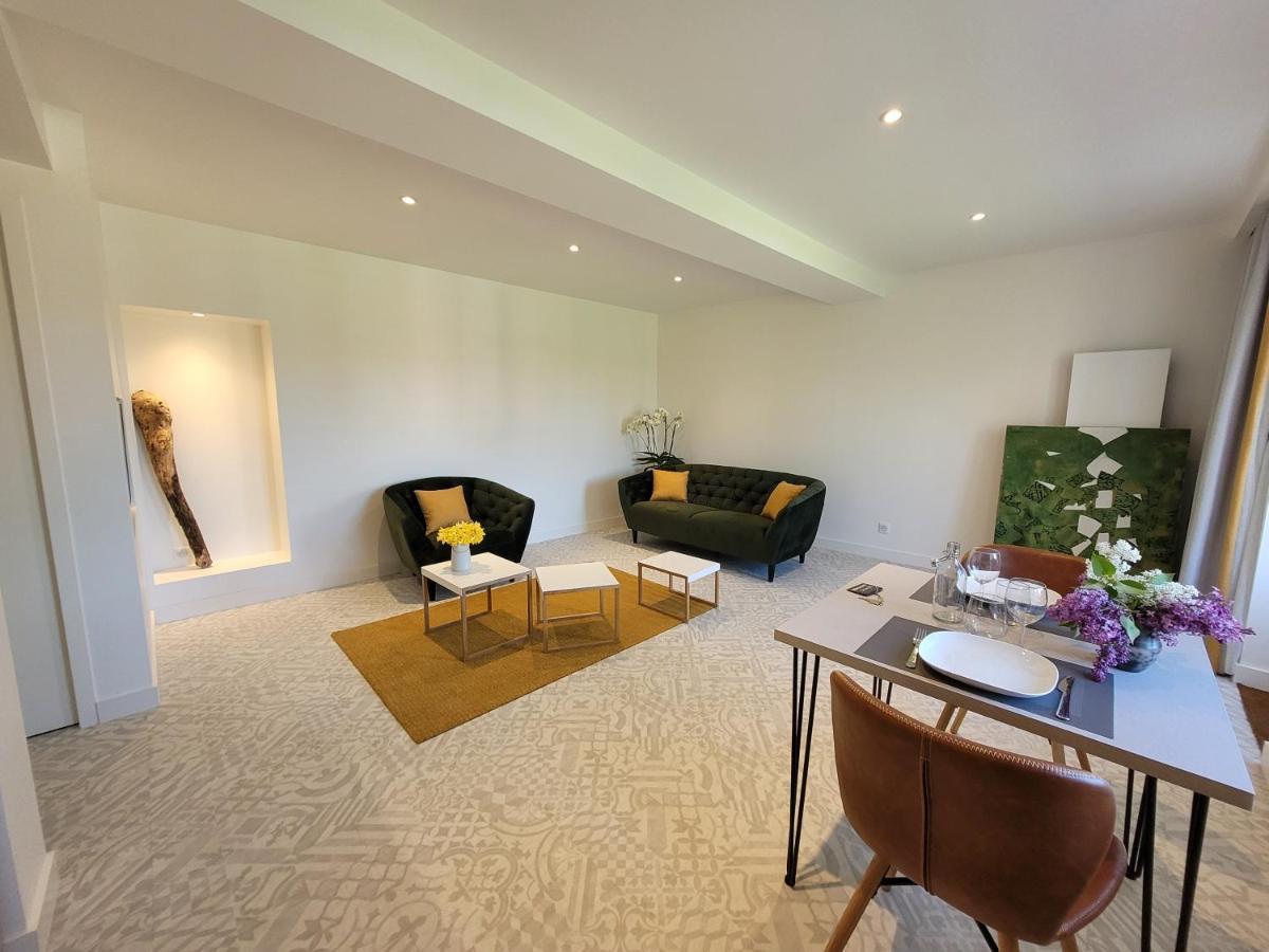 Lodges En Pierres Dorees Saint-Germain-Nuelles Екстер'єр фото